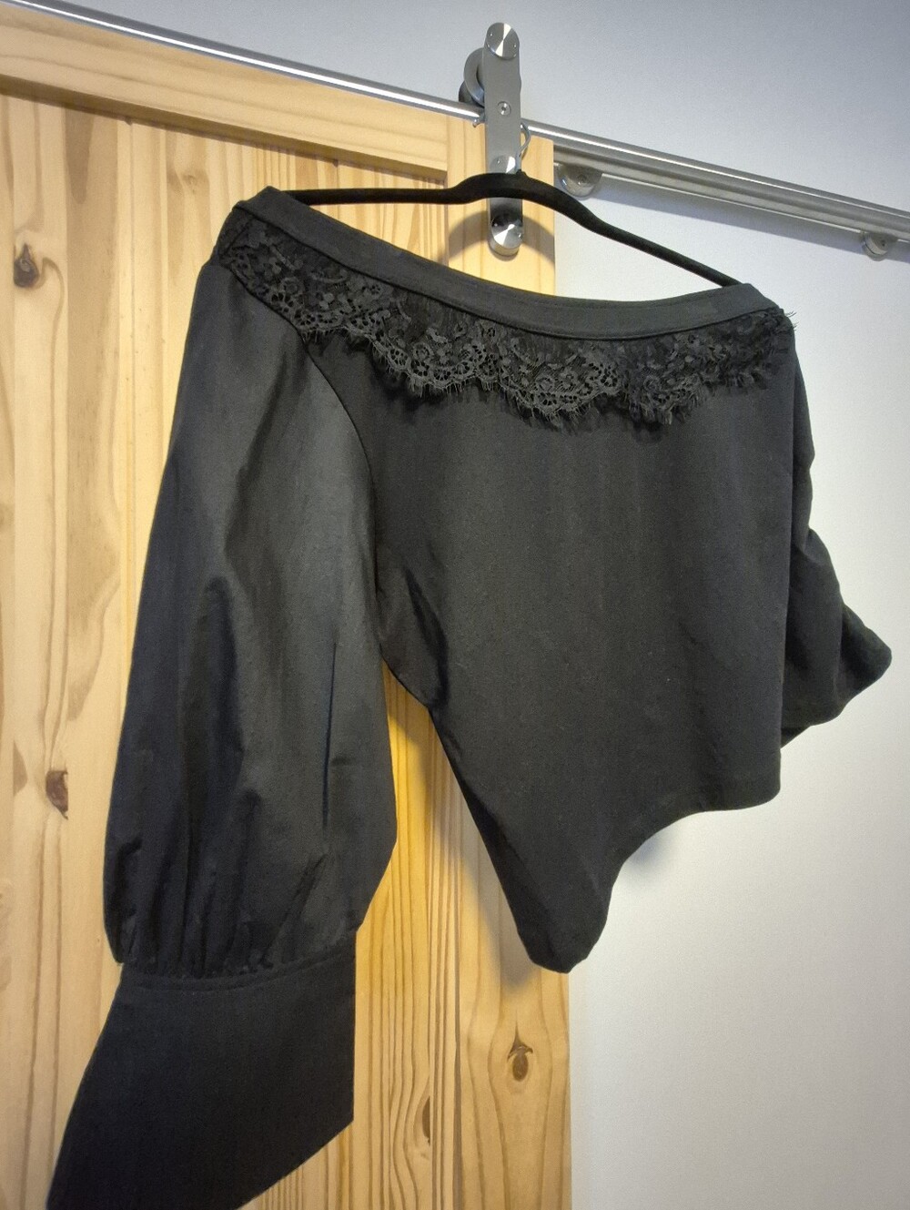 NWT By Anthropologie One-Shoulder Puff Sleeve Black Top - Picture 4 of 16